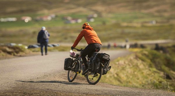 Quels sont les meilleurs circuits pour une randonnée en VTT dans les monts d'Arrée, Bretagne?